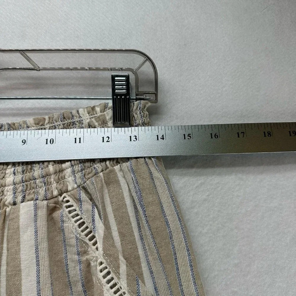 Briggs Shorts Womens Size S Striped Drawstring Tasseled Linen Blend Beige - Picture 9 of 10